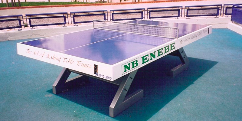 mesa de ping pong antivandálica en parque público